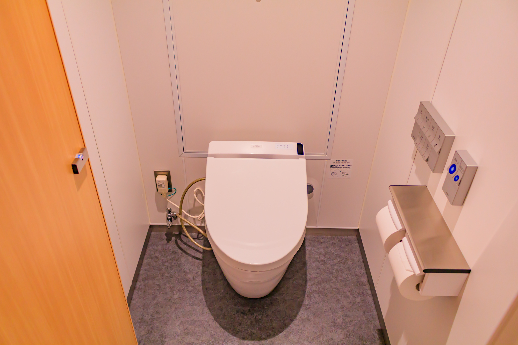 公共施設　トイレットペーパー